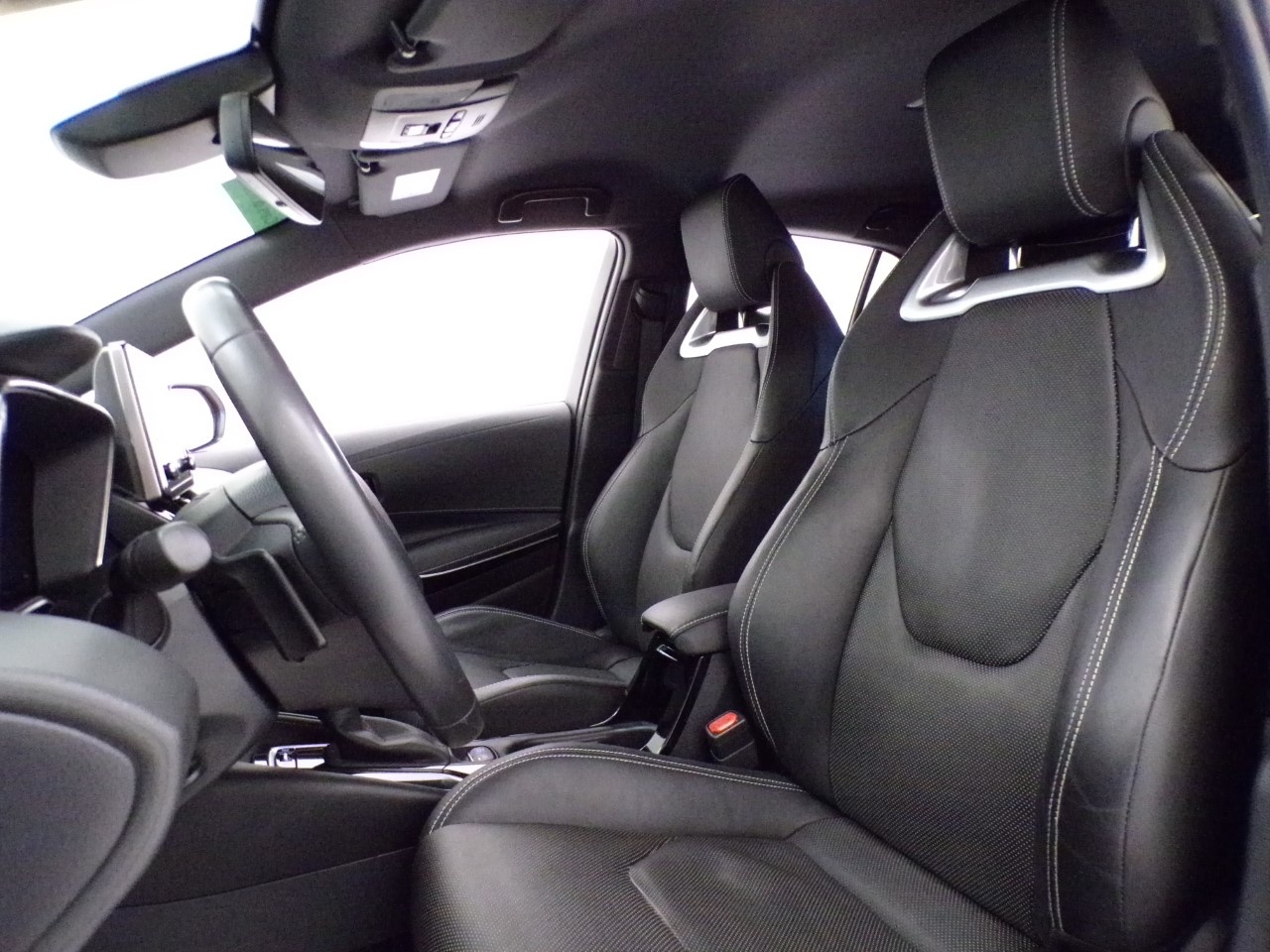 Toyota Corolla Corolla 2.0 Hybrid Lounge CVT - 12