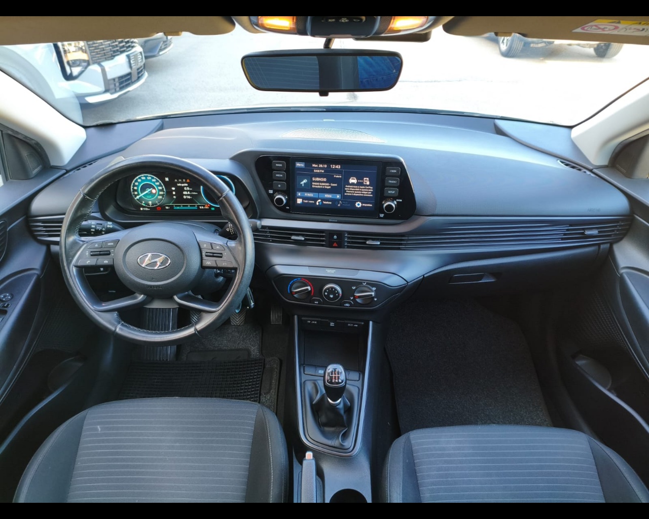 Foto HYUNDAI i20 1.0 t-gdi 48V Connectline imt