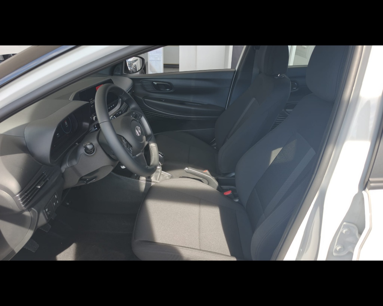 Foto HYUNDAI I20 MY26 1.0 T-GDI ICC DARK LINE