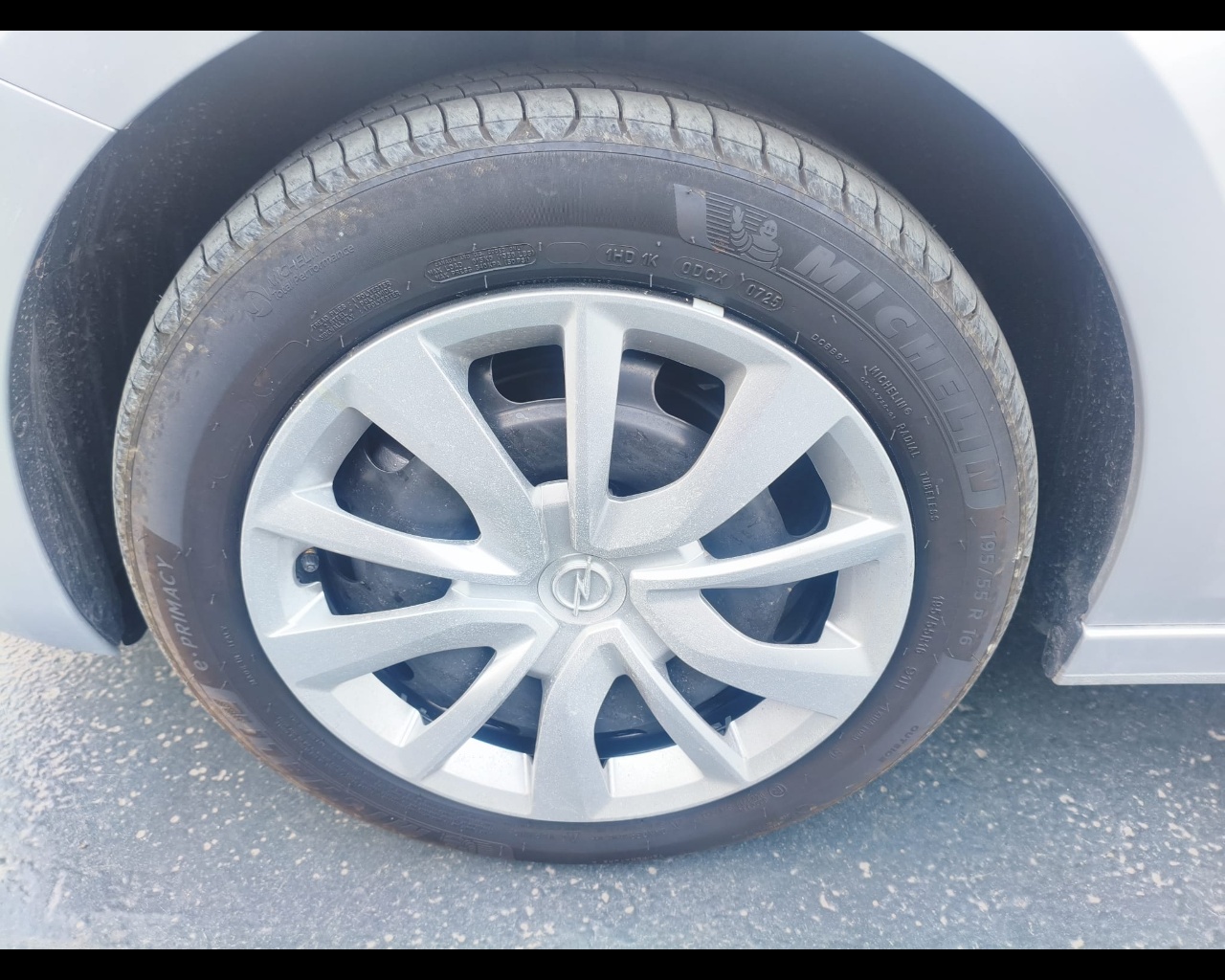 Foto OPEL Corsa 1.2 hybrid Edition 100cv dct6