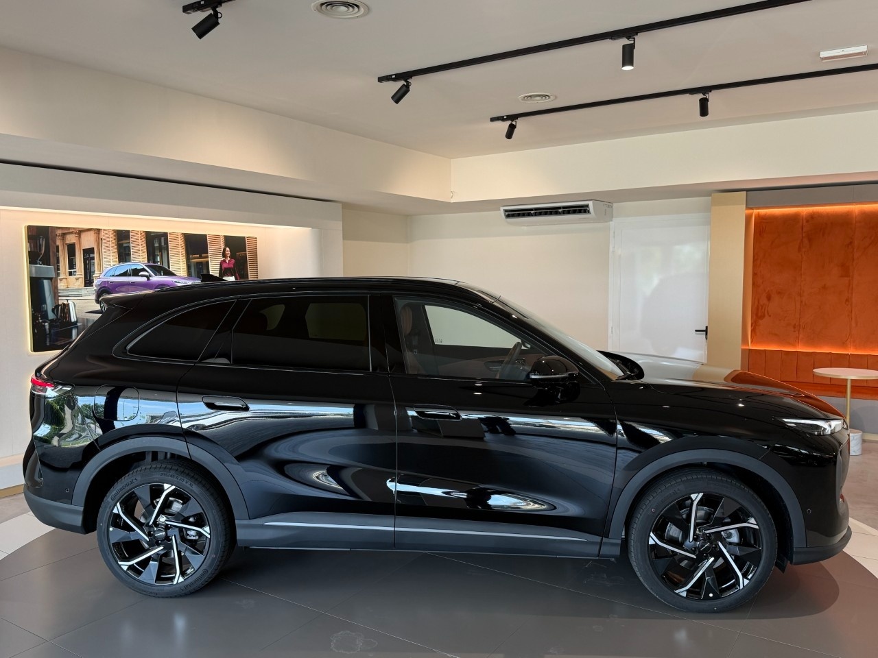 Lepas Lepas L8 PHEV Lepas L8 PHEV PHEV 1.5TGDI DHT1 Elegance - 7