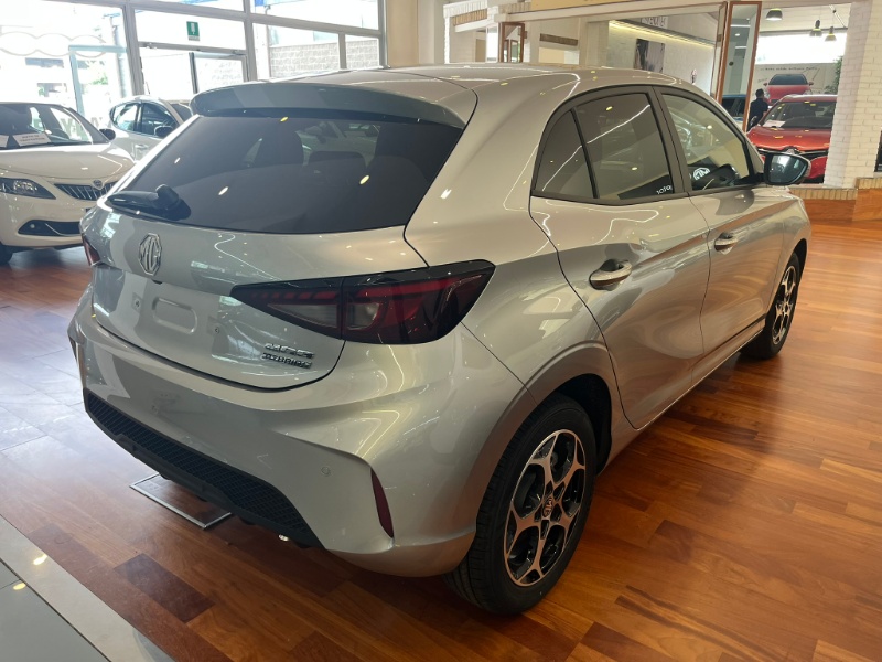 MG – MG3 1.5 Hybrid+ Luxury