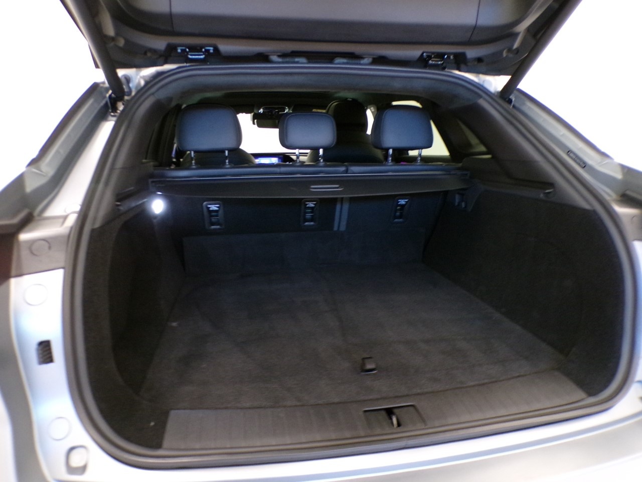 Omoda  Omoda 9 1.5 TGDi plug-in SHS Premium i-AWD DHT3 - 9