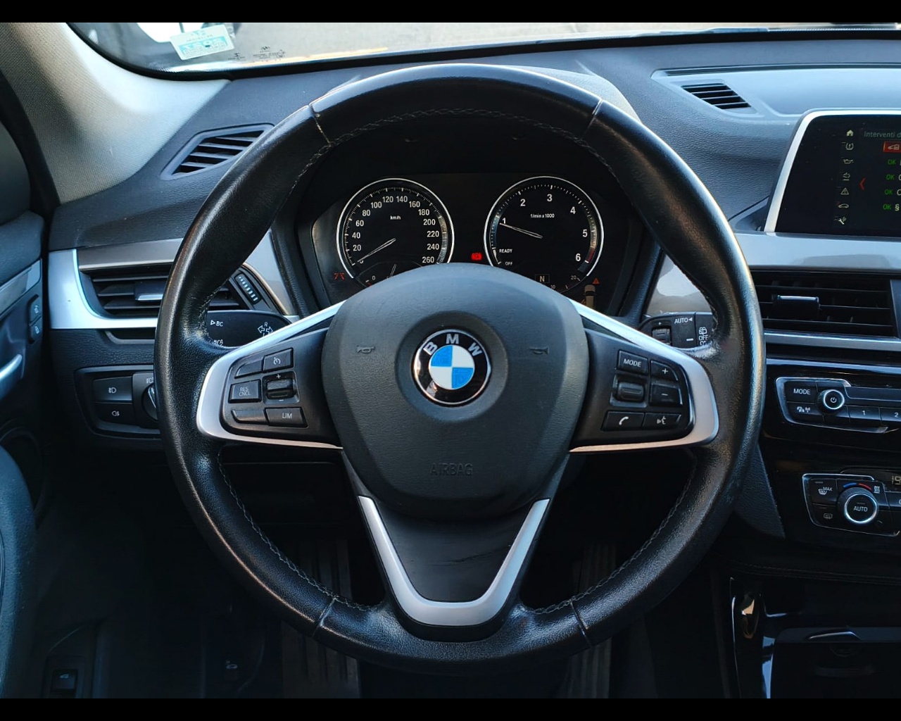 Foto BMW X1 sdrive18d xLine 