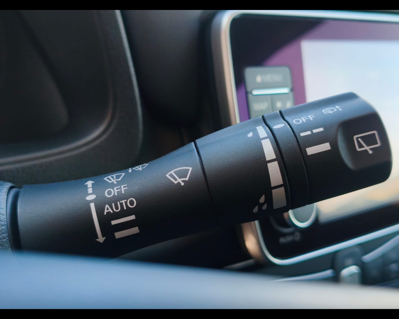 Foto NISSAN Leaf N-Connecta 40kWh 150cv