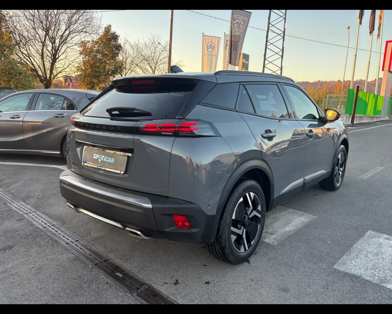 Foto PEUGEOT 2008 1.2 puretech Allure s&s 130cv eat8