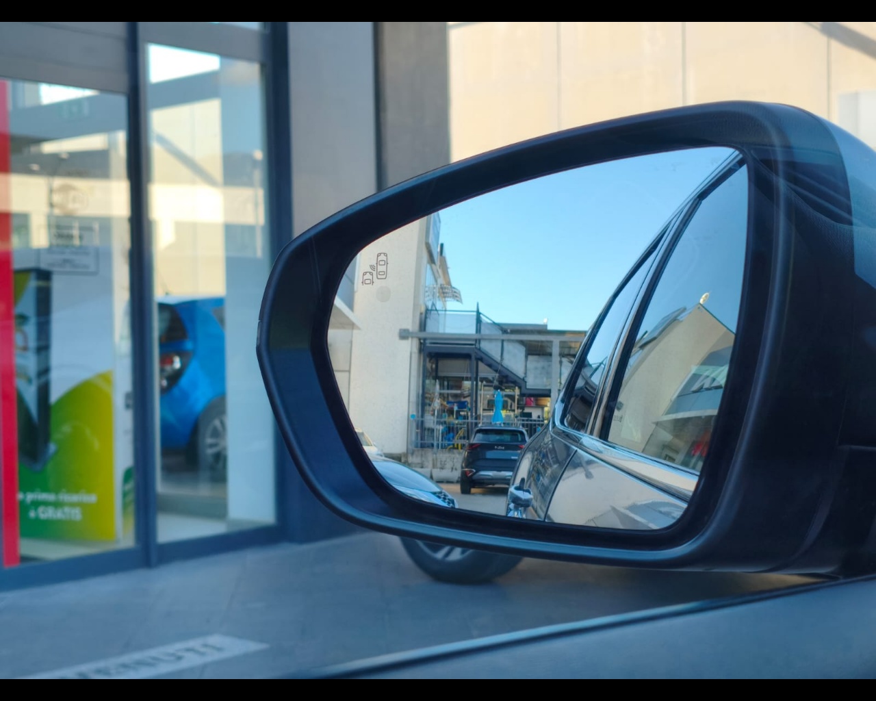 Foto CITROEN C5 Aircross 1.5 bluehdi Shine s&s 130cv eat8