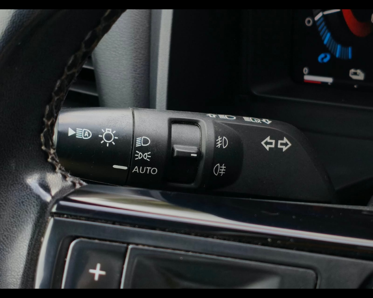 Foto NISSAN Qashqai 1.5 e-power N-Connecta 2wd N1