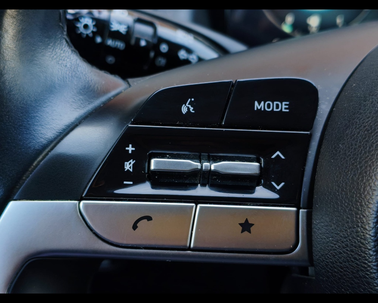 Foto HYUNDAI Tucson 1.6 crdi Xline 2wd