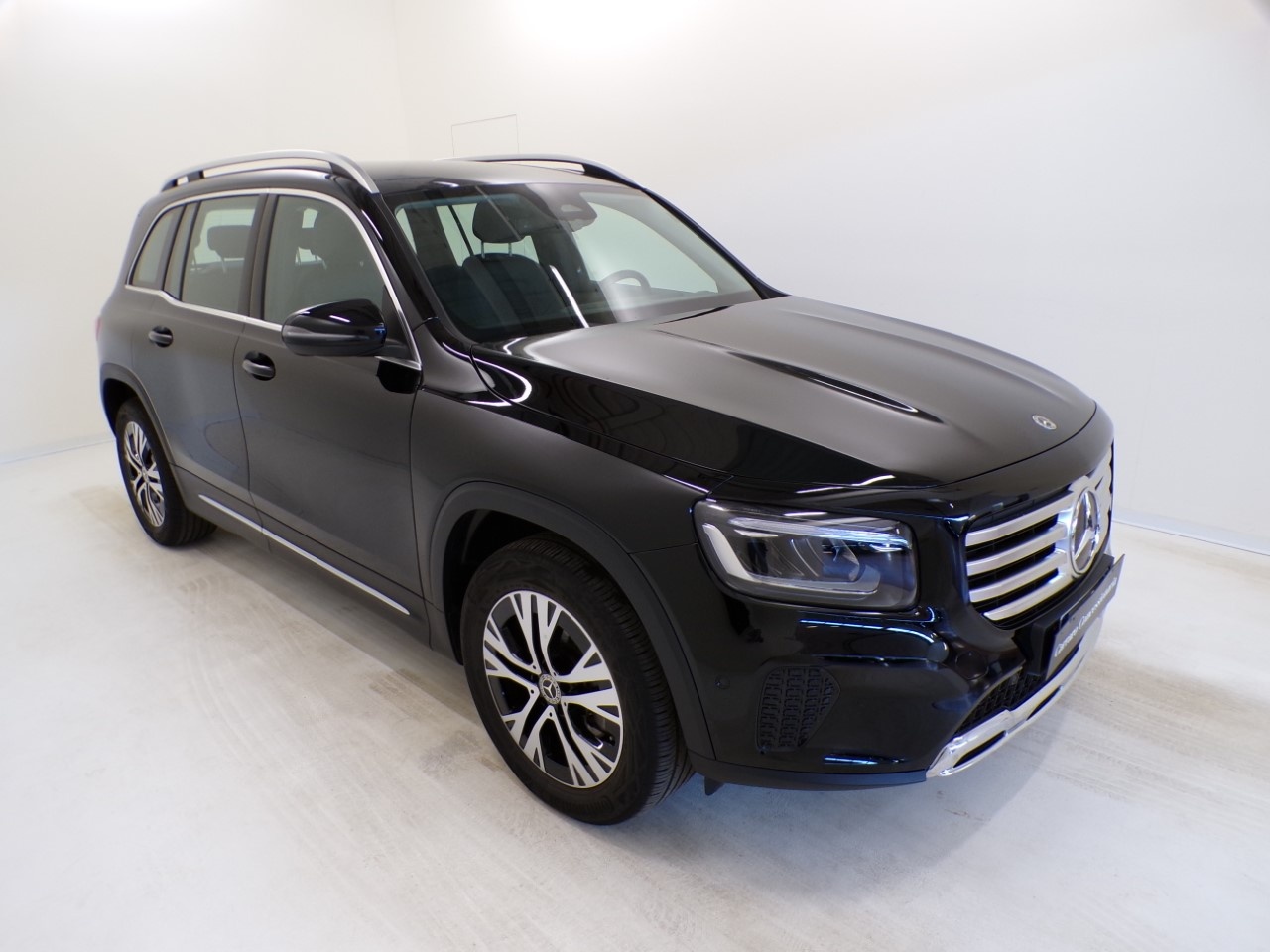 Mercedes  GLB 180 D Progressive Advanced 8G-DCT - 3