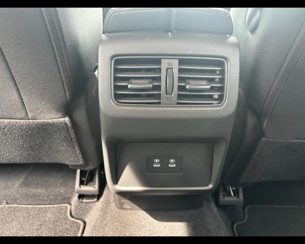 Foto NISSAN X-Trail 1.5 e-power N-Connecta 2wd auto