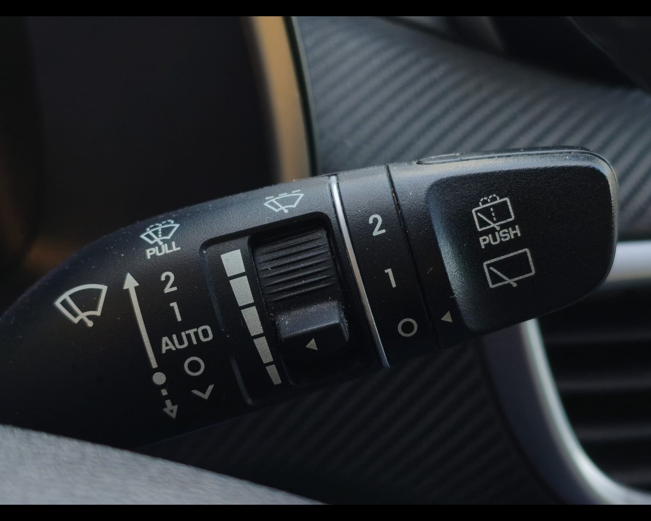 Foto HYUNDAI Tucson 1.6 crdi 48V Xprime 2wd 115cv 