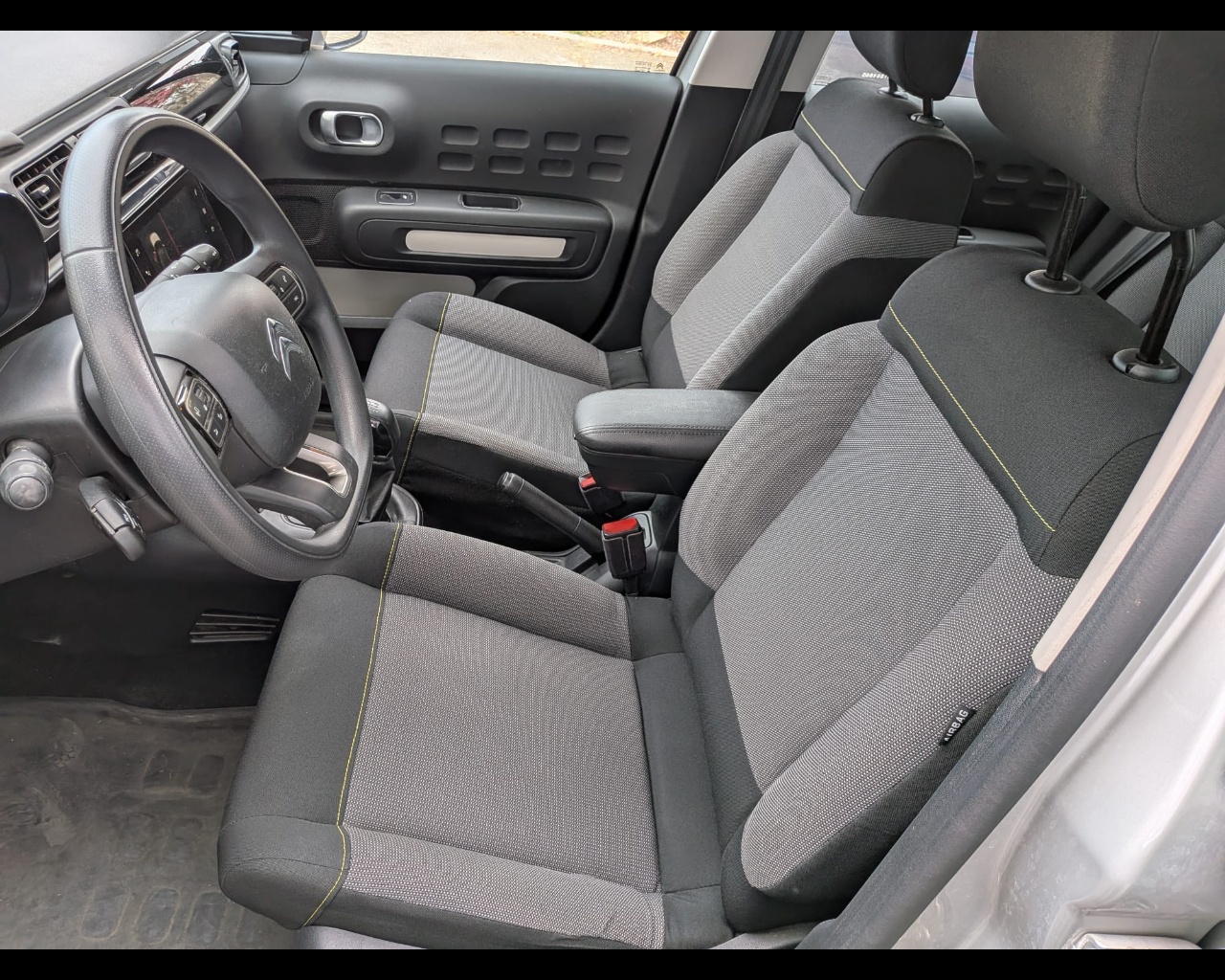 Foto CITROEN C3 1.6 bluehdi Feel s&s 75cv