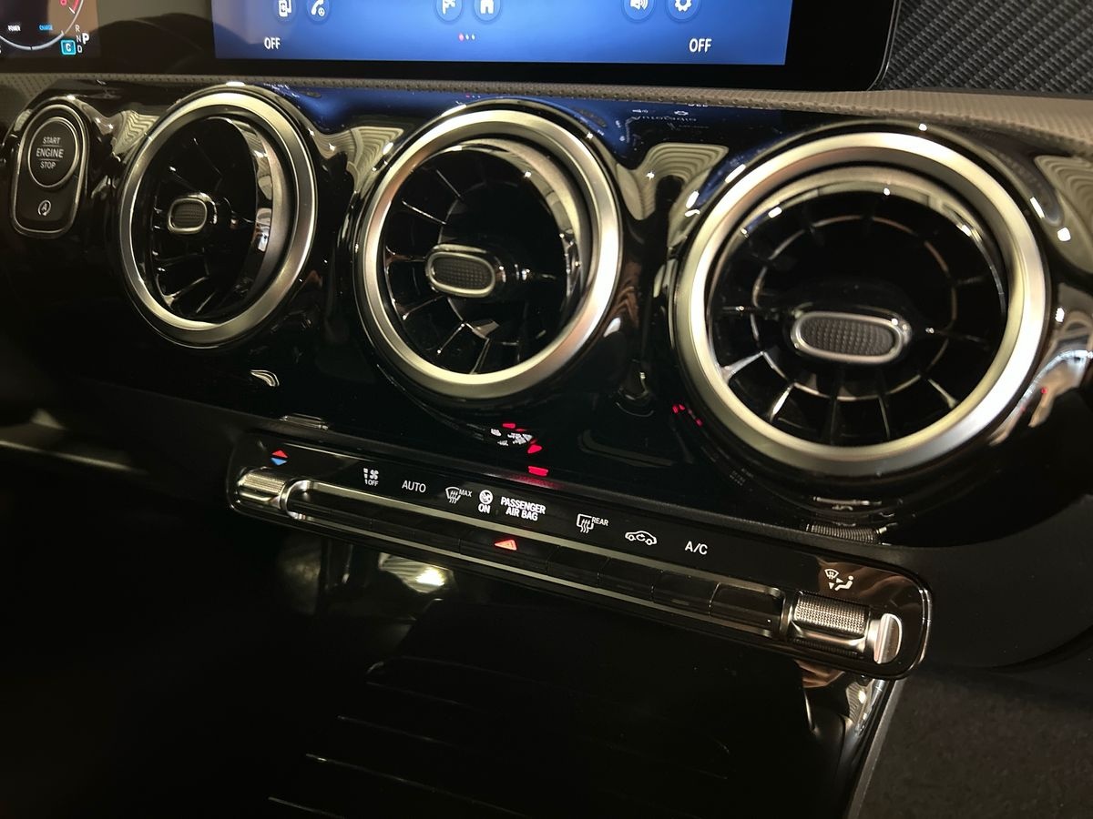Mercedes CLA Shooting Brake CLA Shooting Brake 180 Progressive Advanced 7G-DCT - 14