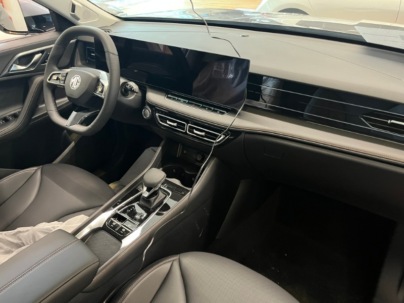 MG – HS 1.5 Hybrid+ Luxury