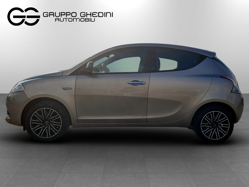 LANCIA Ypsilon 1.0 firefly hybrid Gold s&s 70cv Ibrido benzina Usato