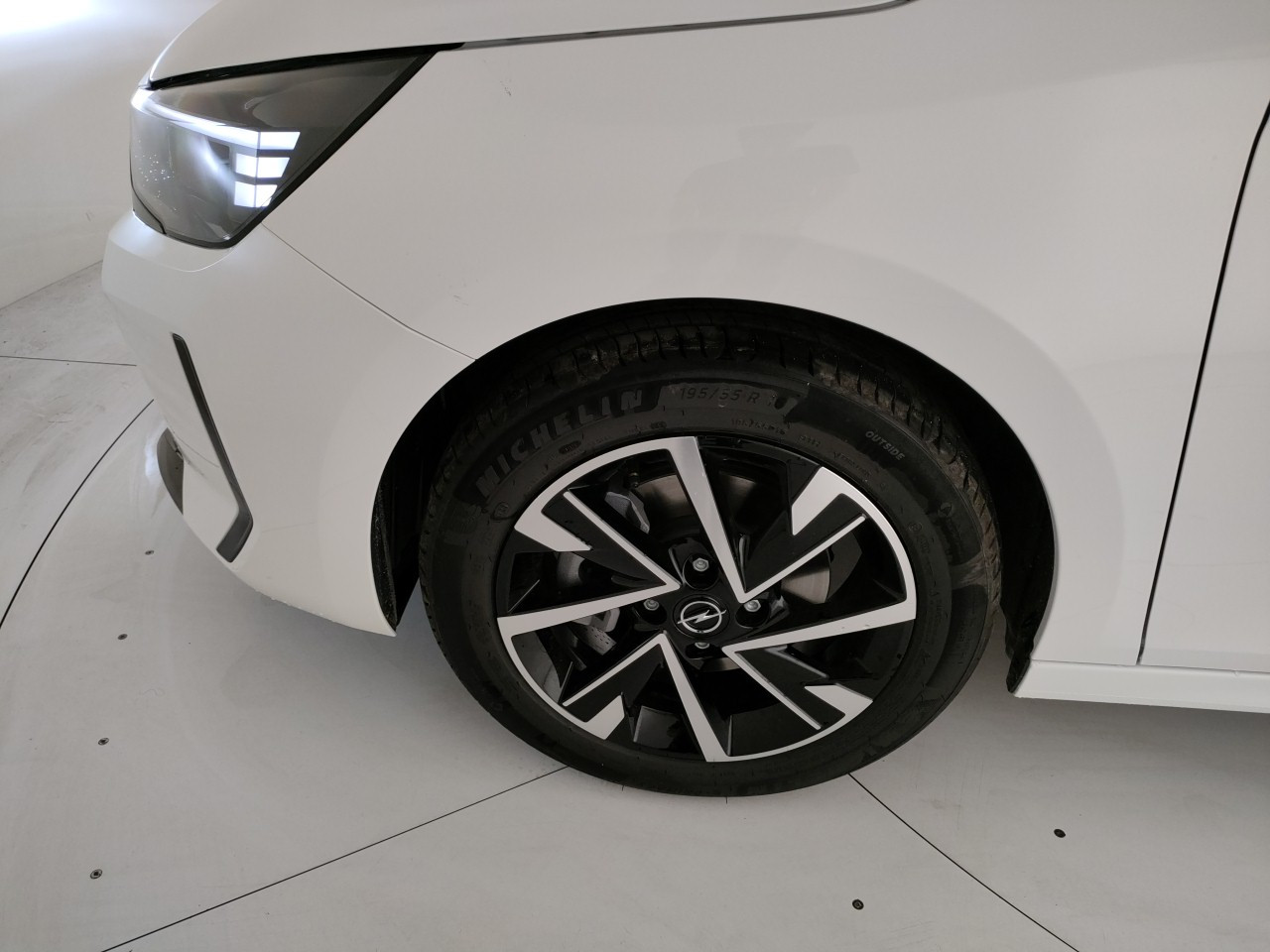 Opel Corsa Nuovo benzina Corsa Porto Mantovano