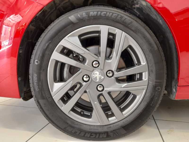 208 Ii - 208 1.2 Puretech Active Pack S&s 100cv