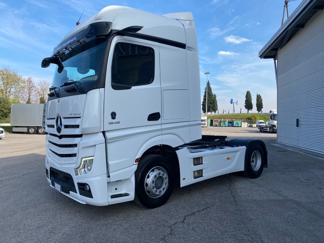 Mercedes Actros actros 1845 LS flat cab. Str.Sp. 2,5 EuroVI(E5) - 4