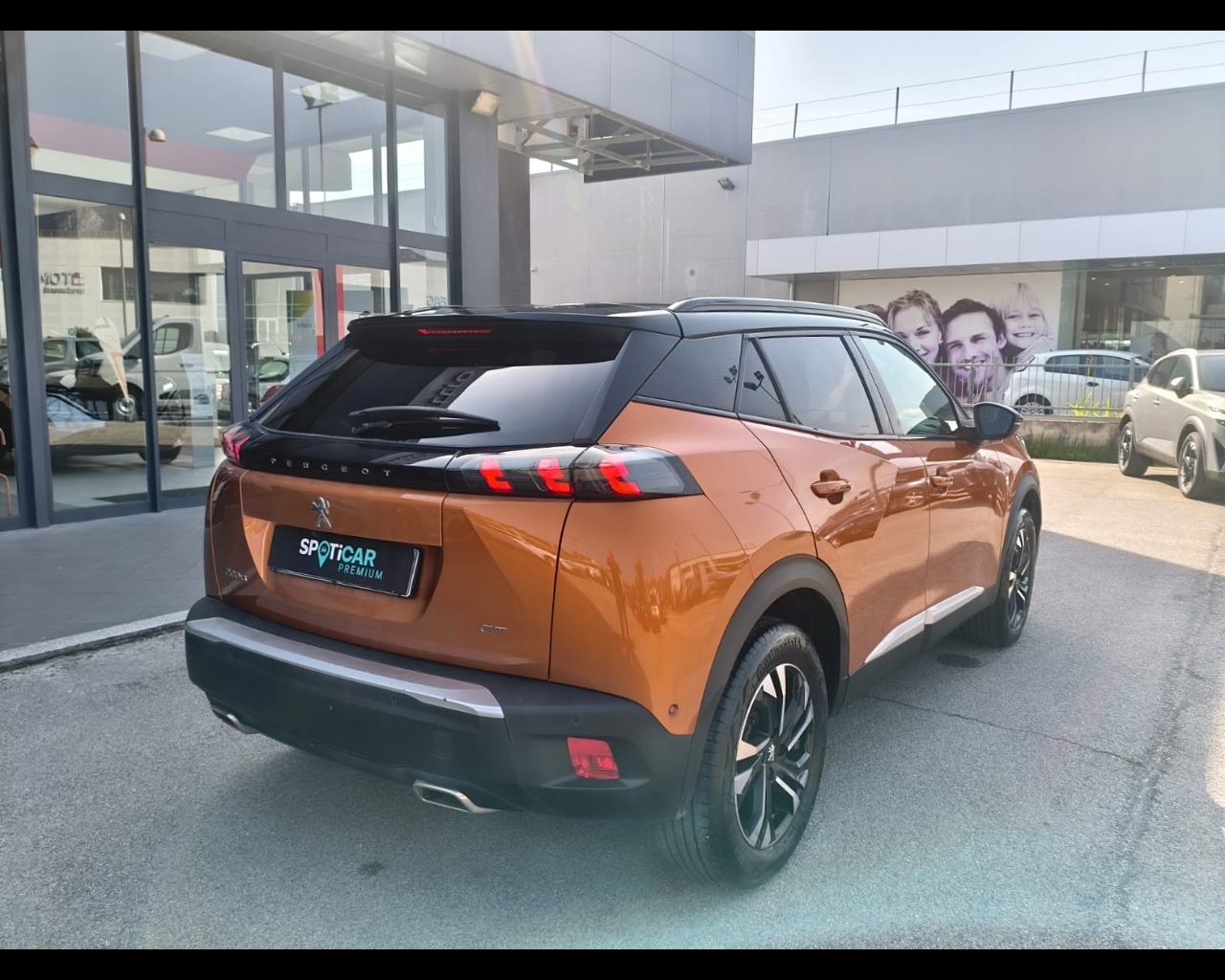 Foto PEUGEOT 2008 1.2 puretech GT Pack s&s 130cv eat8