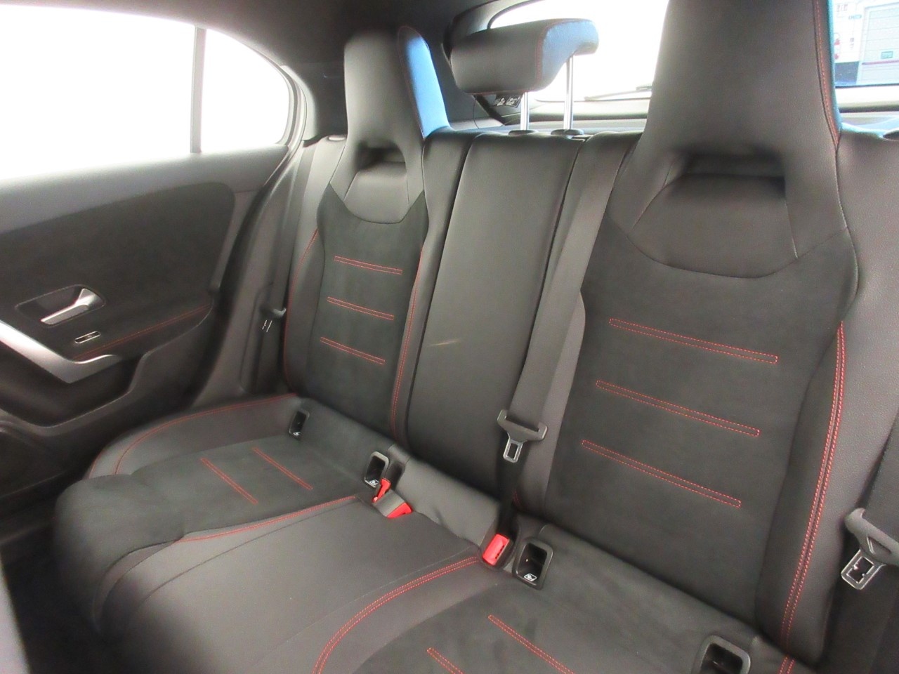 Mercedes Classe A Classe A 180 D Premium 7G-DCT - 12