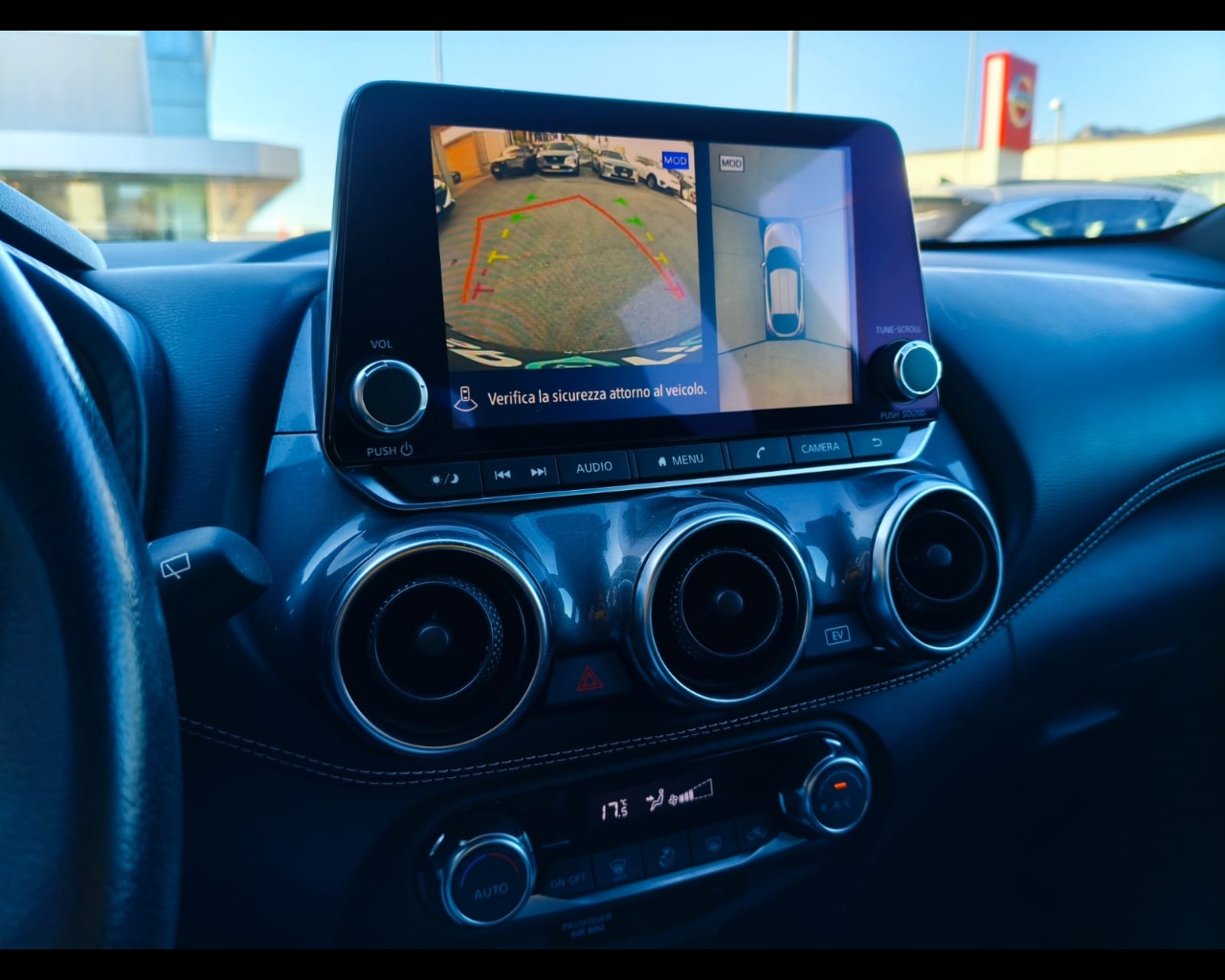 Foto NISSAN Juke 1.6 hev N-Connecta