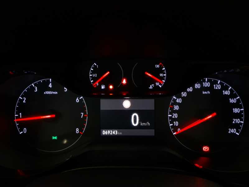 Corsa Vi 2020 - Corsa 1.2 Edition S&s 75cv