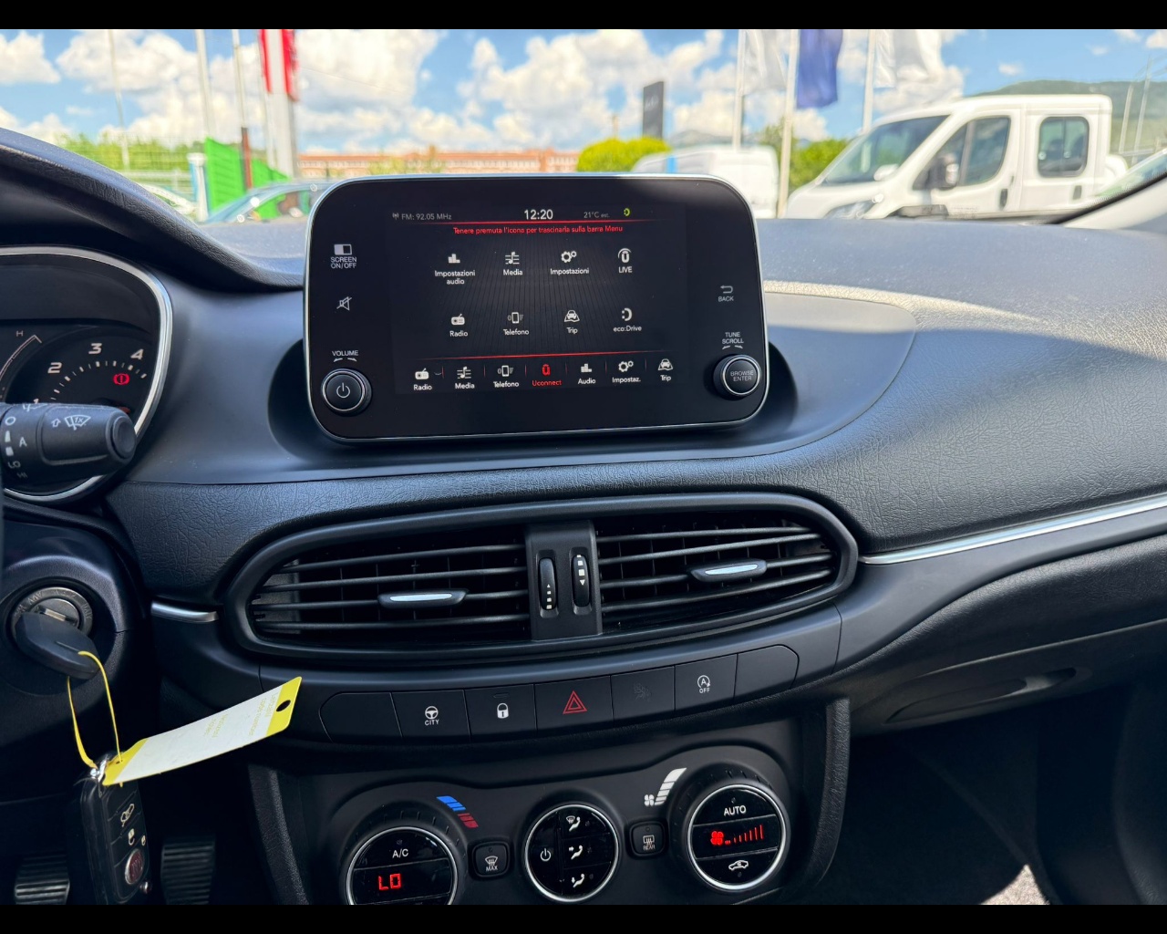 Foto FIAT Tipo 5p 1.6 mjt Lounge s&s 120cv my19