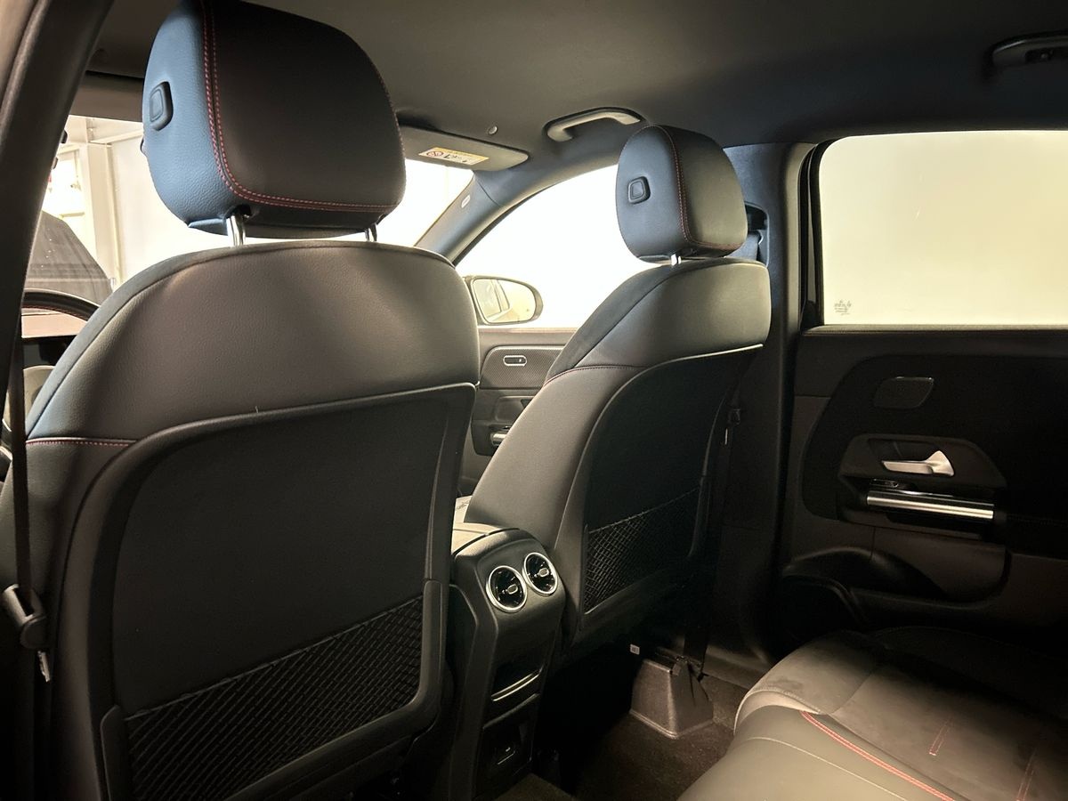 Mercedes GLA GLA 200 D Premium 4Matic 8G-DCT - 18