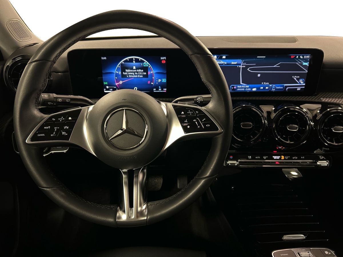 Mercedes Classe A Classe A 180 D Advanced Speedshift DCT AMG 8G - 11