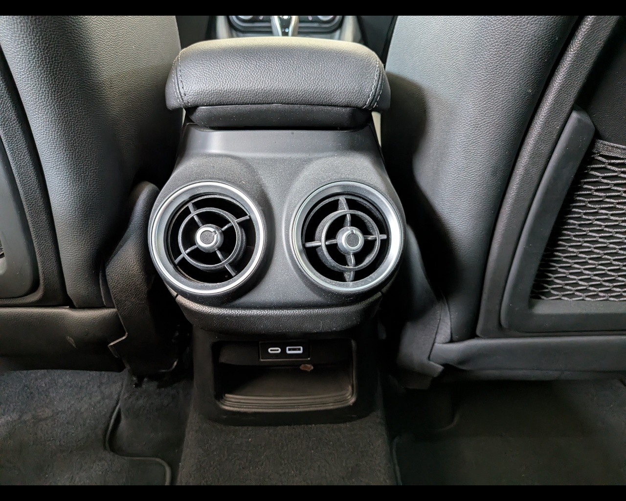 Foto ALFA ROMEO Stelvio 2.2 t Veloce Q4 210cv auto