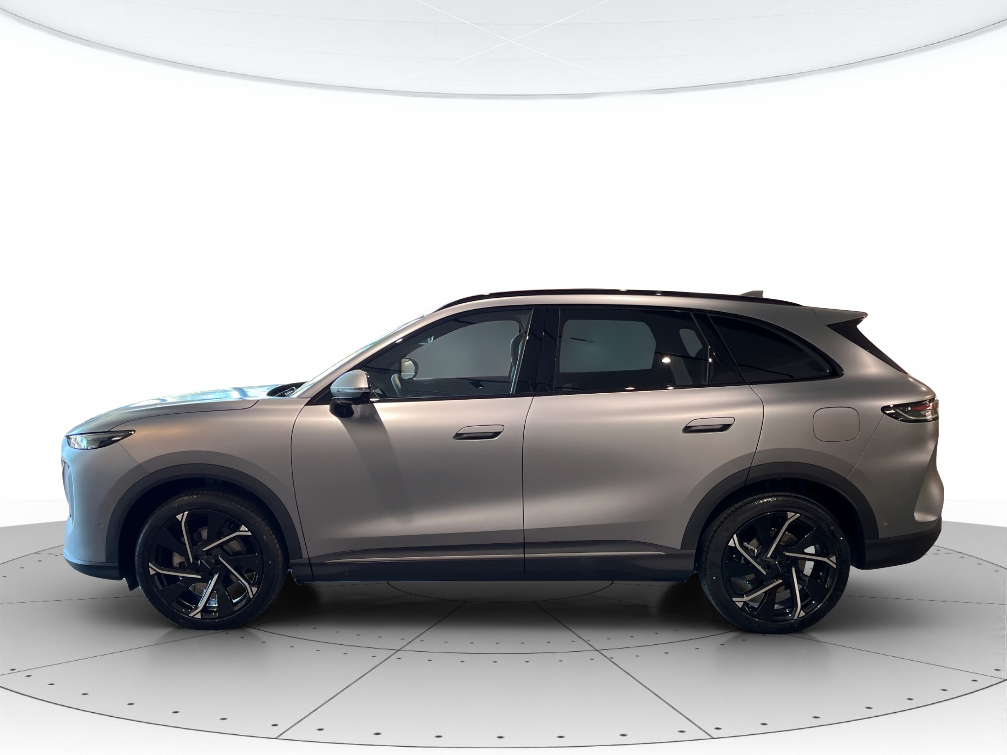 Lepas Lepas L8 PHEV Nuovo Ibrido benzina Lepas L8 PHEV Verona