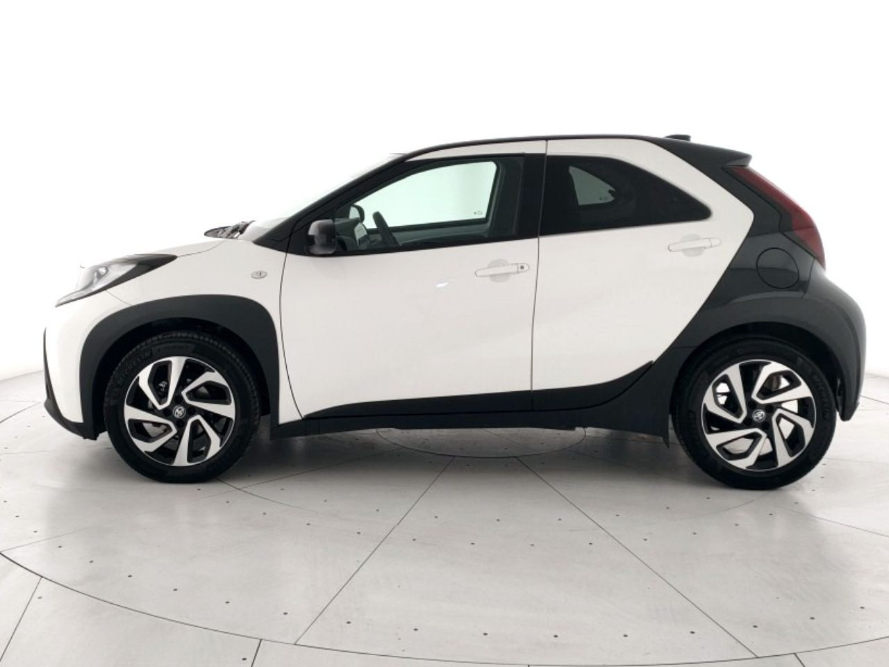 Toyota Aygo X Usato 2025 Aygo X San Zeno Naviglio