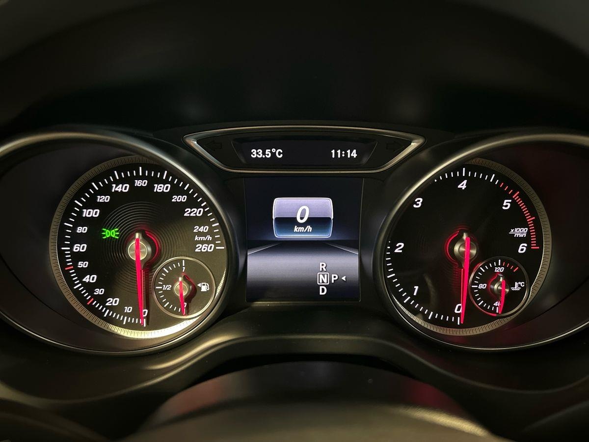 Mercedes CLA Shooting Brake CLA Shooting Brake 200 D Premium 4Matic 7G-DCT - 13
