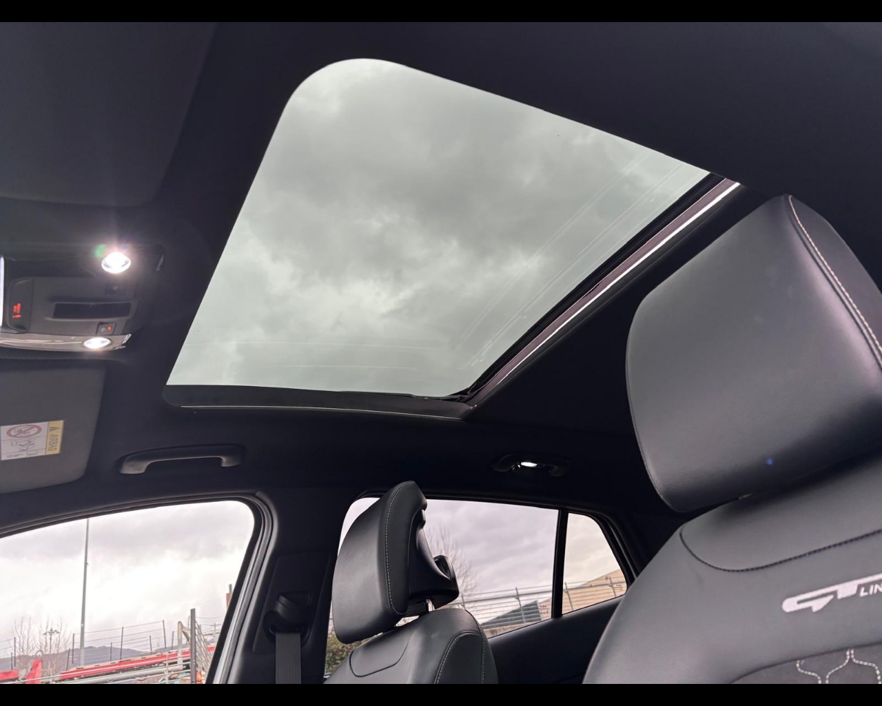 Foto KIA Sportage 1.6 tgdi hev GT-line Panorama Sunroof auto