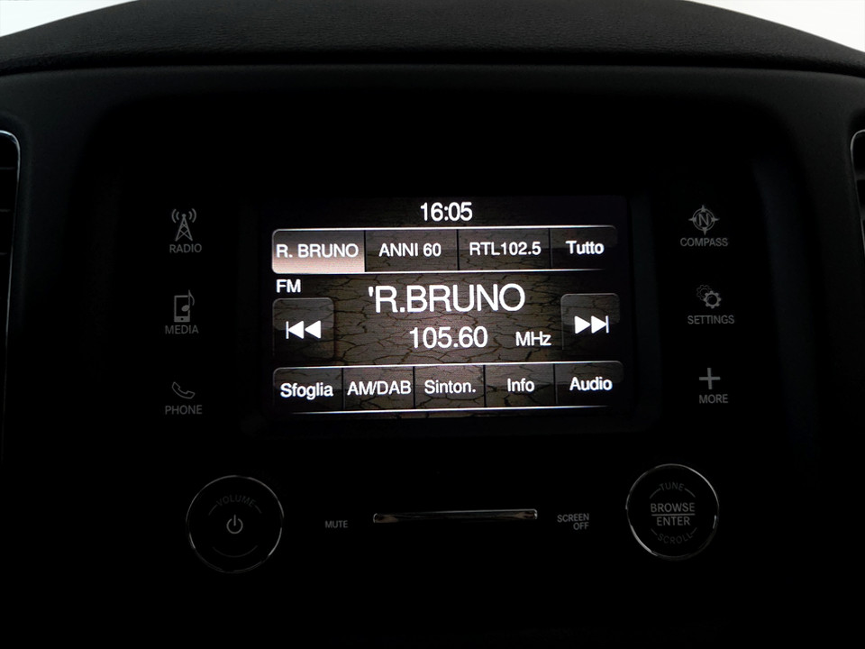 JEEP Compass 2.0 mjt Longitude 4wd 140cv Diesel usato - 9