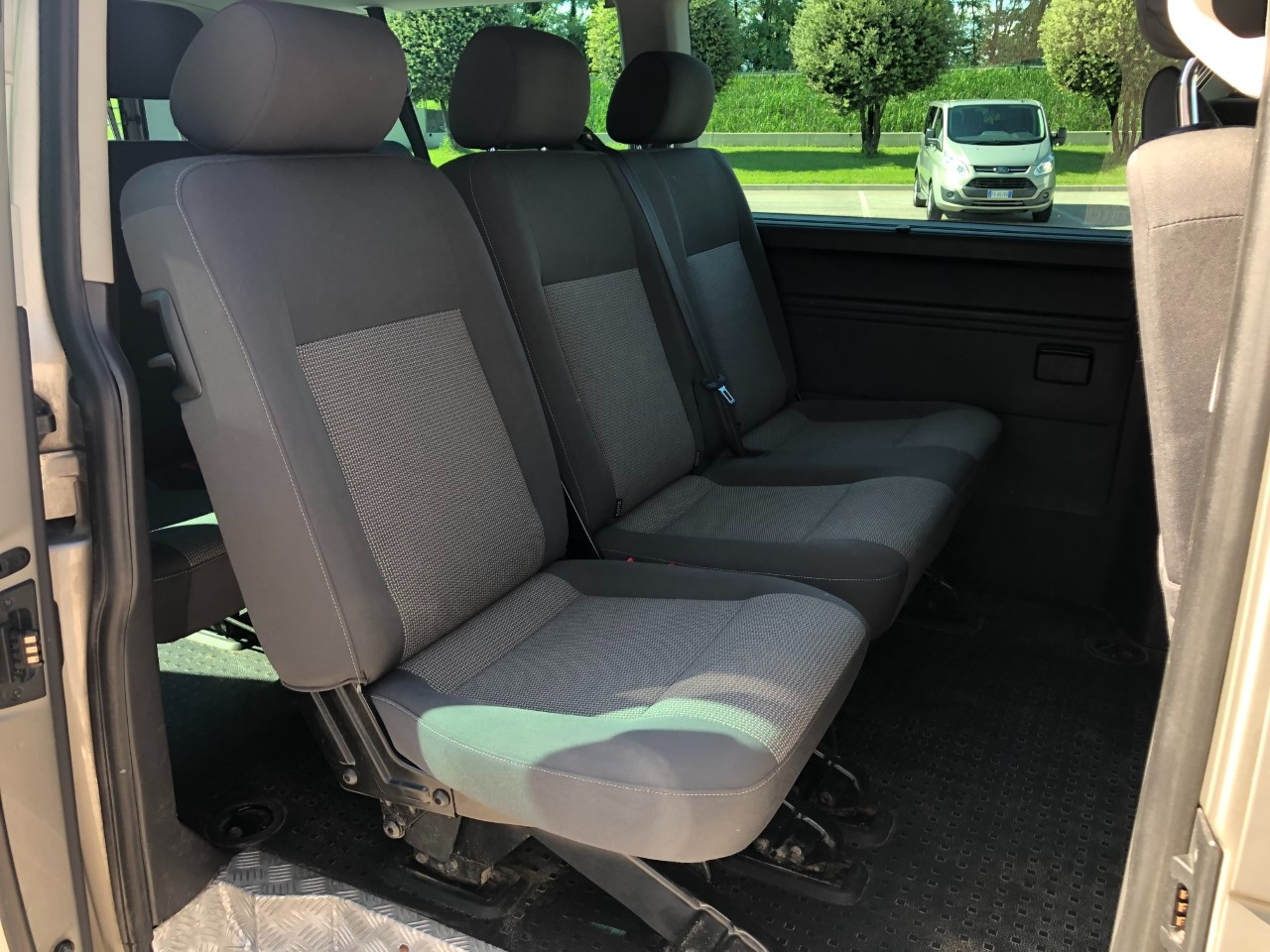 Volkswagen T5 Caravelle caravelle 2.0 bitdi 180cv 3.2t Co. 4m. p.l. - 14