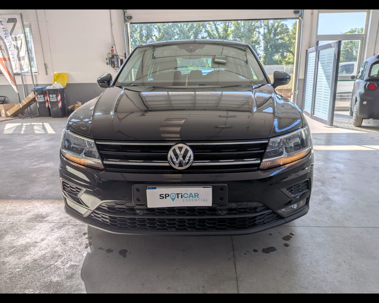 Foto VOLKSWAGEN Tiguan 2.0 tdi Business 150cv