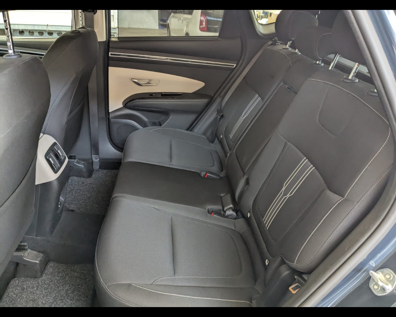 Foto HYUNDAI Tucson 1.6 hev Exellence 2wd auto