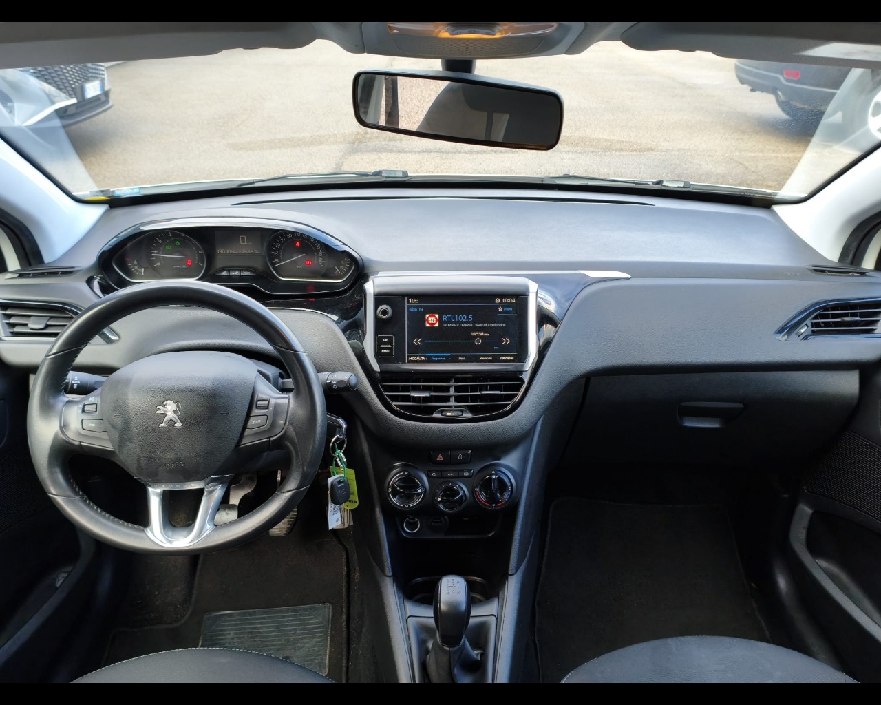 Foto PEUGEOT 208 5p 1.2 puretech Active s&s 82cv neopatentati