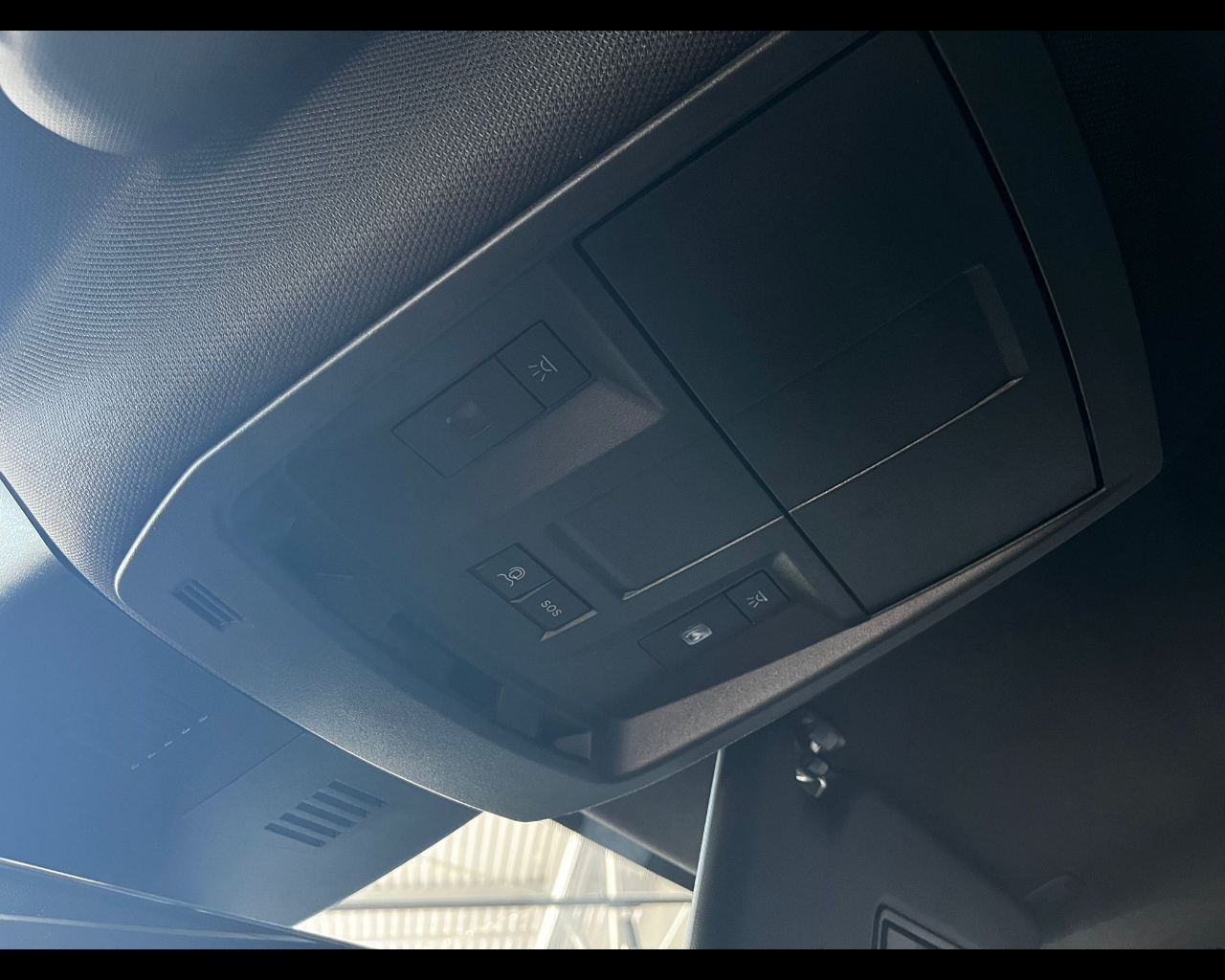 Foto PEUGEOT Nuova 3008 GT - Plug-in HYBRID 195