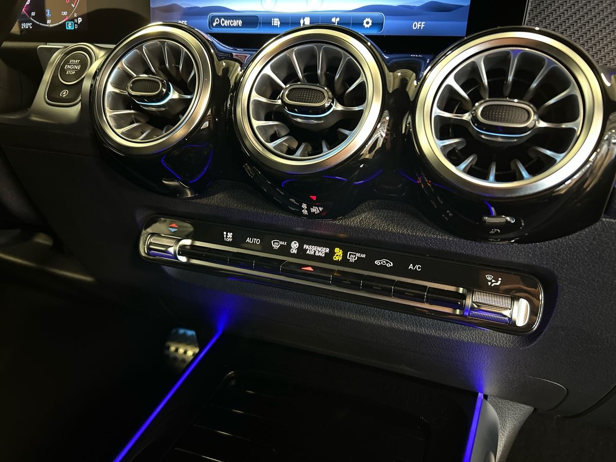 Mercedes GLB GLB 200 D AMG Line Advanced Plus 4Matic 8G-DCT - 14