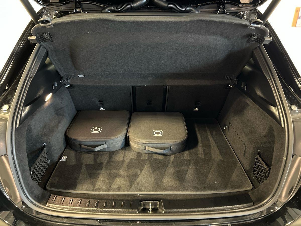 Mercedes  EQA 250+ Progressive - 8