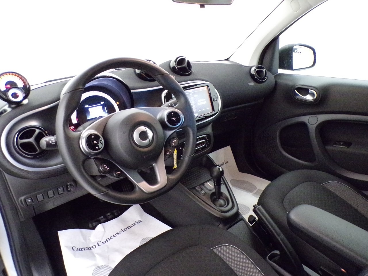 smart fortwo fortwo 22kW EQ Passion - 11