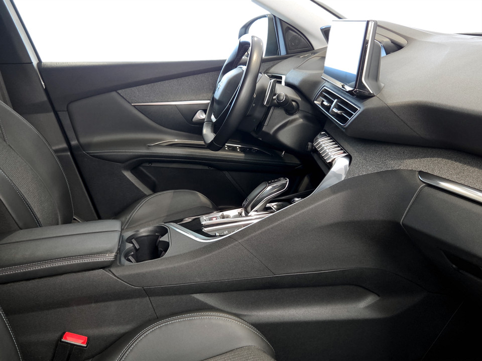 PEUGEOT 3008 1.5 bluehdi Active s&s 130cv eat8 Diesel usato - 13
