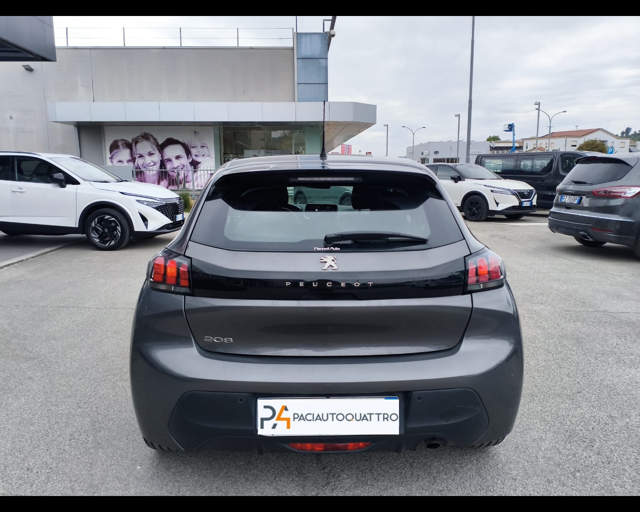 Foto PEUGEOT 208 1.2 puretech Active Pack s&s 75cv