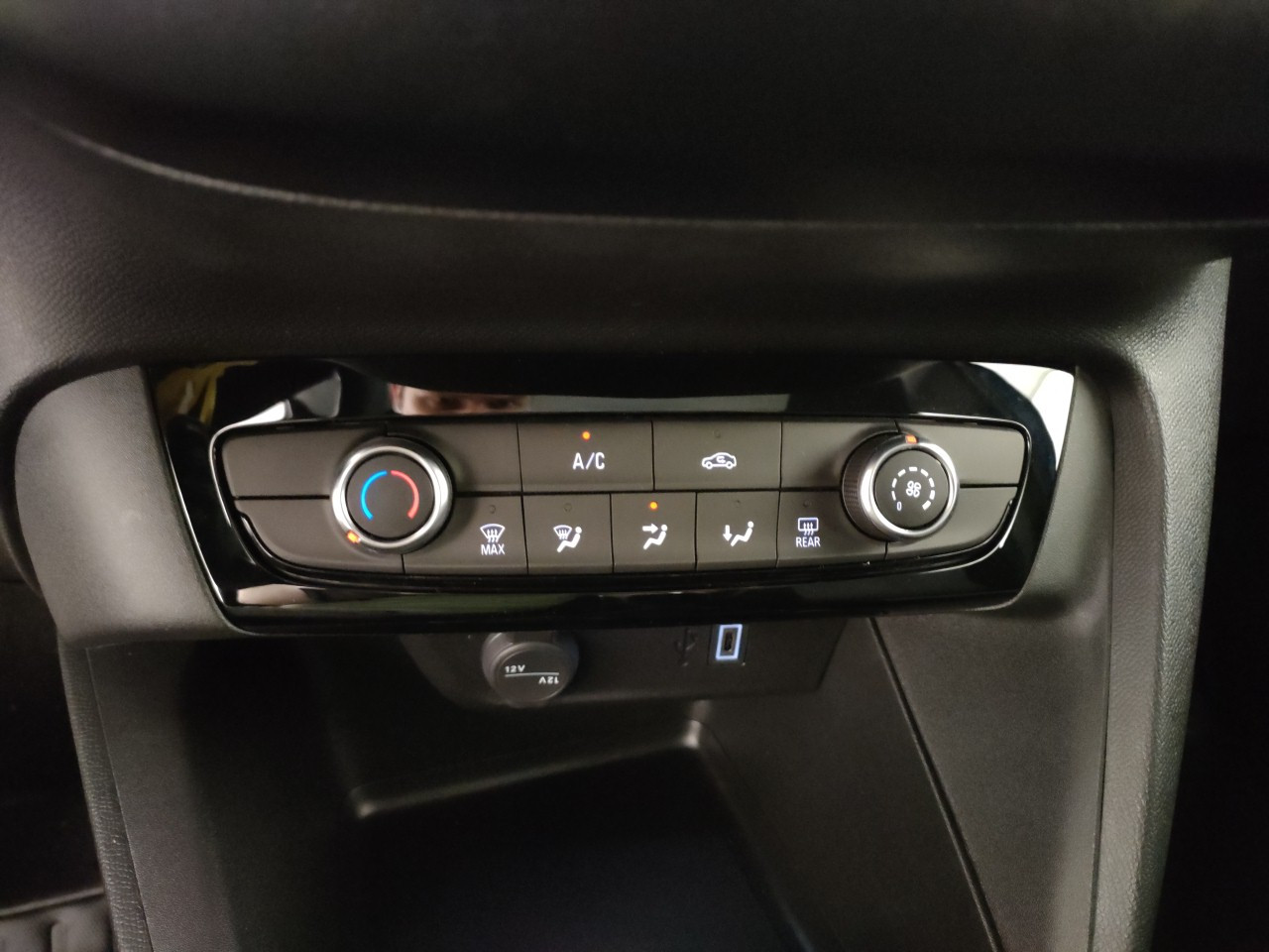 Opel Corsa Nuovo Benzina Corsa Porto Mantovano