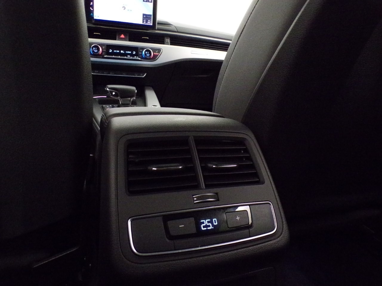 Audi A4 A4 Allroad 40 2.0 TDI mHEV 204cv Business quattro S tronic - 21