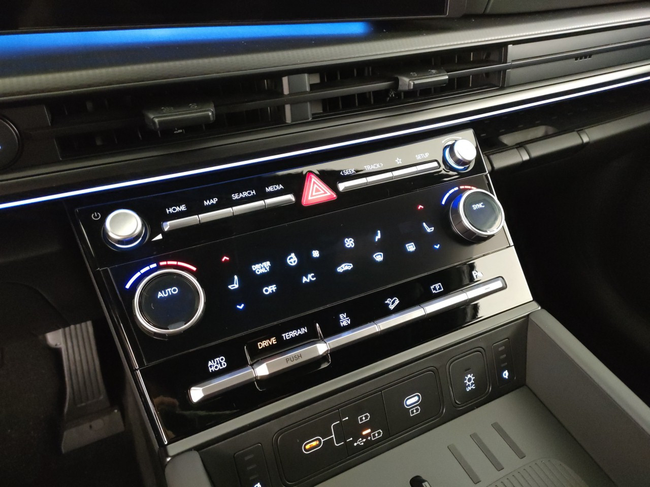 Hyundai Santa Fe Nuovo Ibrido benzina Santa Fe Porto Mantovano