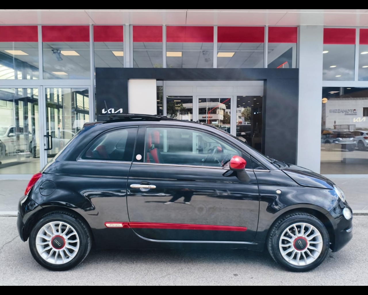 Foto FIAT 500 1.2 69cv edizione "Rosso Amore" 